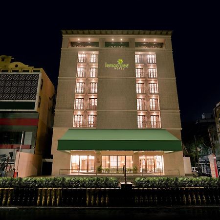 Lemon Tree Hotel, Rajkot Exterior foto